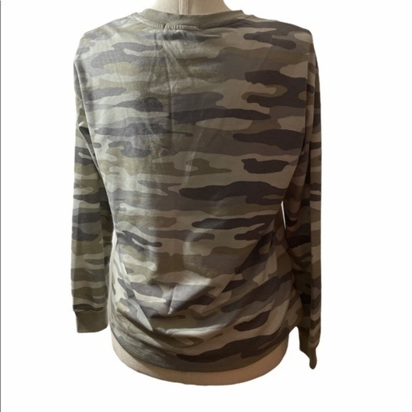 C&C California top woman’s neutral Gray Camo X357 Green Sz Small - Picture 5 of 6